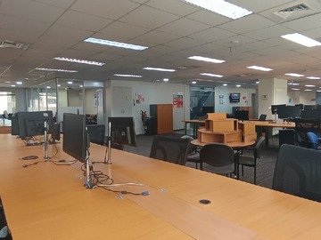 Oficina en arriendo mensual en Mac iver 480, Santiago - 7 dormitorios, 4 baños