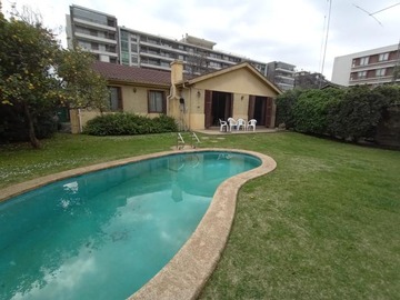 Casa en venta en Coventry - Diego de Almagro, Ñuñoa - 6 dormitorios, 3 baños