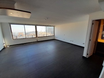 Departamento en venta en Oportunidad de Inversión, Amplio en Piso 27 (177273), Santiago - 1 dormitorio, 1 baño