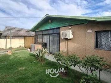 Casa en venta en Las Luciérnagas, Estación Central - 5 dormitorios, 2 baños