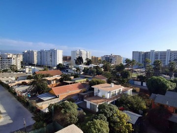 Departamento en venta en Av. Pacífico con florencio sanchez, La Serena - 3 dormitorios, 2 baños