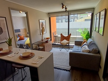 Departamento en venta en A 3 cuadras de estación barón, Valparaíso - 2 dormitorios, 2 baños