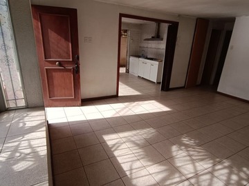 Casa en arriendo mensual en Enrique olivares / perú, La Florida - 2 dormitorios, 1 baño