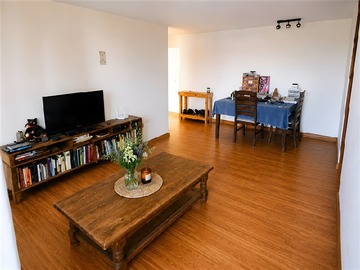 Departamento en venta en Av. Macul / Los Alerces, Ñuñoa - 3 dormitorios, 2 baños