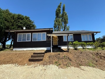 Casa en arriendo mensual en Los coigues del sur, Puerto Varas - 3 dormitorios, 2 baños