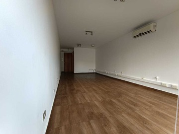 Oficina en arriendo mensual en 1 privado - 1 baño - Kitchenette - Terraza (87413), Providencia - 1 baño