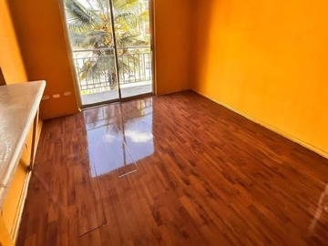 Departamento en venta en Departamento 2D y Medio 1B Terraza y Logia Segundo Piso - 3 dormitorios, 1 baño
