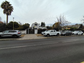Casa en venta en Padre hurtado central 941, Las Condes - 6 dormitorios, 4 baños