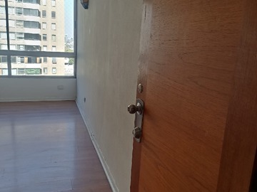 Departamento en venta en Avenida Santa Isabel 517, Santiago, Región Metropolitana de Santiago 8320000, Chile, Santiago - 2 dormitorios, 1 baño