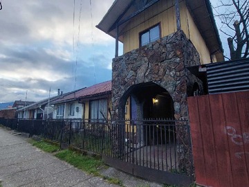 Casa en venta en Venta Casa Grande 4D 2B Aysen, Ribera Sur (173652), Aysén - 4 dormitorios, 2 baños
