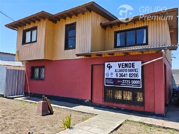 Casa en venta en Santa Lucía, San Antonio - 4 dormitorios, 3 baños