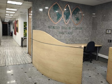 Oficina en arriendo mensual en Oficina luminosa ideal para atención al publico (179537), Las Condes