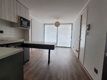 Departamento en arriendo mensual en Avenida Macul 2330, Macul, Región Metropolitana de Santiago 7810000, Chile, Macul - 2 dormitorios, 2 baños
