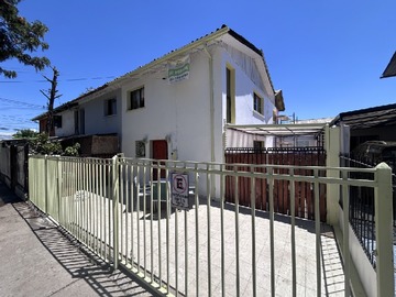 Departamento en venta en Se vende amplia casa 3d 2b ñunoa, villa salvador cruz gana, Ñuñoa - 3 dormitorios, 2 baños
