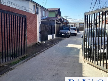 Casa en venta en La tepa, Pudahuel - 2 dormitorios, 1 baño