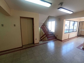 Oficina en arriendo mensual en Oficina pleno centro temuco plaza de armas (69031), Temuco - 1 baño