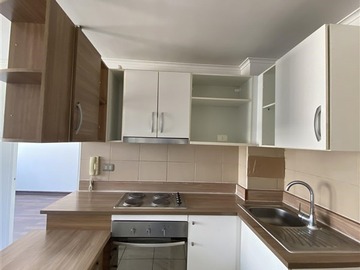 Departamento en arriendo mensual en A pasos Metro Santa Lucía, Santiago - 2 dormitorios, 2 baños