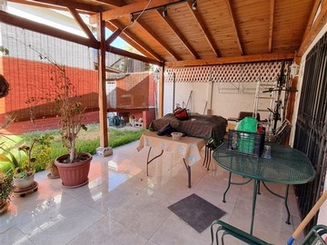 Casa en venta en Enrique Olivares, La Florida - 3 dormitorios, 2 baños