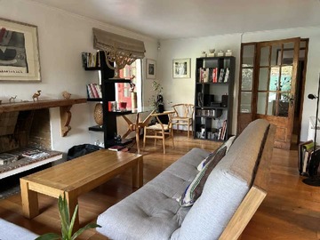 Casa en arriendo mensual en Exclusiva casa con piscina en Vitacura (169192), Vitacura - 5 dormitorios, 3 baños