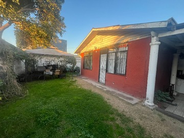 Casa en venta en Av. Las Parcelas con Santa Corina, Estación Central - 3 dormitorios, 1 baño