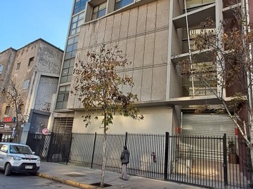 Oficina en arriendo mensual en Marcoleta 665 en arriendo, Santiago - 11 dormitorios, 35 baños