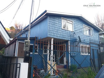 Casa en venta en Mirasol, Puerto Montt - 7 dormitorios, 3 baños