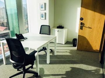 Oficina en arriendo mensual en Oficina Cowork en Metro Los Militares, Las Condes - 4 baños