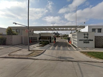 Casa en venta en Casa 2 Pisos en Condominio Los Castaños Quinta Linderos, Buin - 3 dormitorios, 3 baños