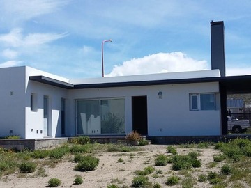 Casa en venta en Calle laderas (74984), Viña del Mar - 3 dormitorios, 2 baños