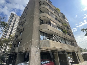 Departamento en venta en Avenida Macul, Macul - 3 dormitorios, 2 baños