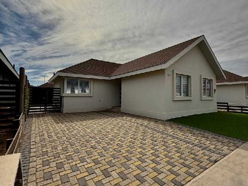 Casa en arriendo mensual en Oportunidad casa nueva serena golf (177648), La Serena - 3 dormitorios, 2 baños