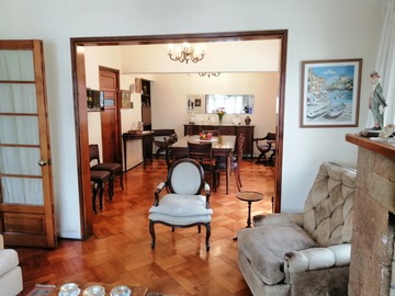 Casa en venta en Viña del Mar 12 Norte ,con 1 poniente, Viña del Mar - 5 dormitorios, 4 baños
