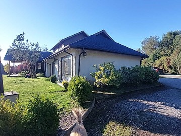 Casa en venta en Exclusivo condominio a minutos de la ciudad (103168), Puerto Montt - 5 dormitorios, 5 baños