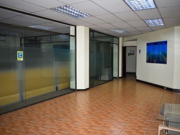 Oficina en arriendo mensual en Serrano / av alameda b. Ohiggins, Santiago - 11 dormitorios, 9 baños