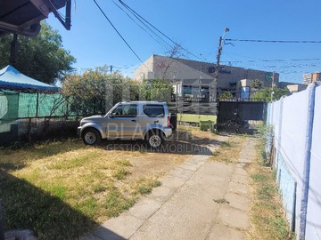 Casa en venta en Casa Departamental Metro Departamental L5 (158987), Macul - 3 dormitorios, 2 baños