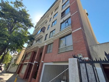 Departamento en venta en General Jofre - Portugal, Santiago - 2 dormitorios, 2 baños