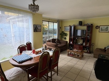 Casa en venta en Monte Aconcagua, Maipú - 4 dormitorios, 3 baños