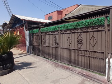 Casa en venta en Calle Arauco Villa O'higgins, La Florida - 3 dormitorios, 1 baño