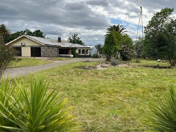 Casa en venta en 500 mts de Av. Vicuña Mackenna, Los Ángeles - 5 dormitorios, 2 baños