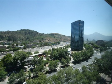 Oficina en arriendo mensual en Portada de Vitacura // Presidente Riesco // Av. Pdte Kennedy, Las Condes - 2 dormitorios, 2 baños