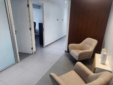 Oficina en arriendo mensual en Oficina Cómoda y Bien Conectada para Trabajar (166635), Las Condes - 2 dormitorios, 1 baño