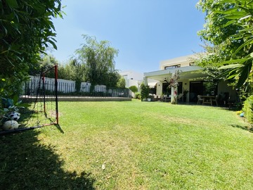 Casa en venta en Colegio san anselmo, Colina - 2 dormitorios