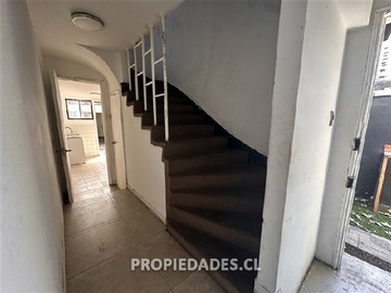 Casa en venta en Los Leones - Diego de Almagro, Providencia - 5 dormitorios, 3 baños