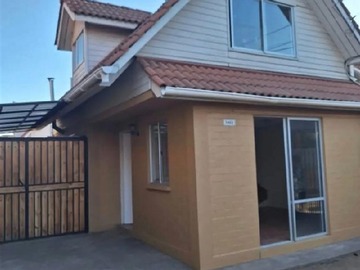 Casa en venta en Calle 2 Norte Sector Las Rastras, Talca, Talca - 3 dormitorios, 2 baños