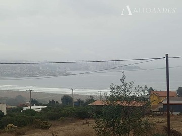 Casa en venta en Av del mar con ruta f30 e, Quintero - 4 dormitorios, 4 baños