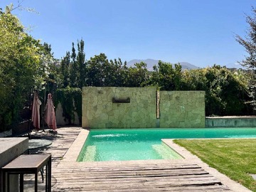 Casa en venta en Oportunidad Única en Los Trapenses (171041), Lo Barnechea - 5 dormitorios, 4 baños
