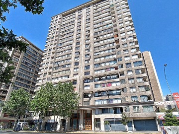 Departamento en venta en Av. Vicuña Mackenna 881, Santiago - 3 dormitorios, 2 baños