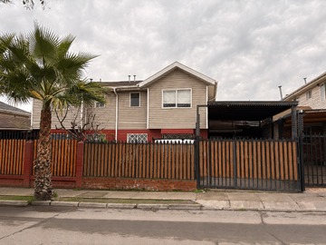 Casa en venta en Casa de 4D-3B-2e Lista para Habitar en Maipú. - 4 dormitorios, 3 baños