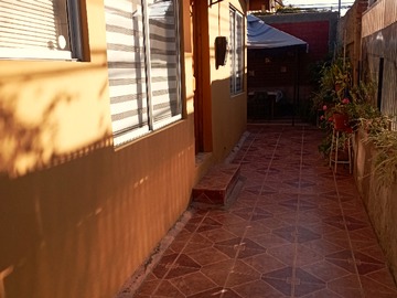 Casa en venta en Quilpué, Quilpué - 4 dormitorios, 2 baños