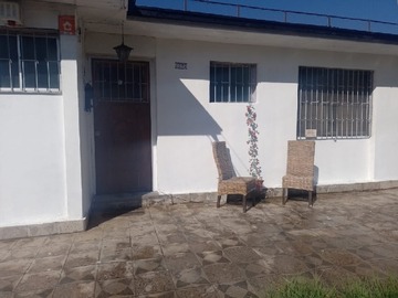 Casa en venta en Avenida macul, Macul - 3 dormitorios, 1 baño